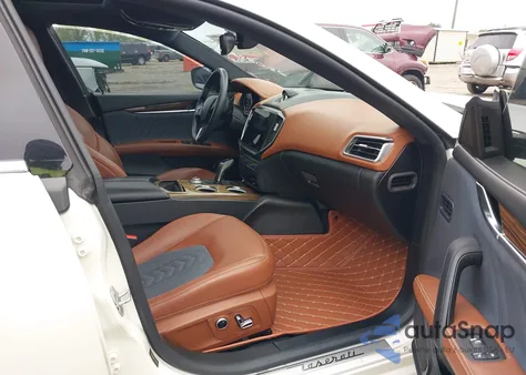 2021 Maserati Ghibli S Granlusso из США, поврежденный, VIN ZAM57YSL3M1362066